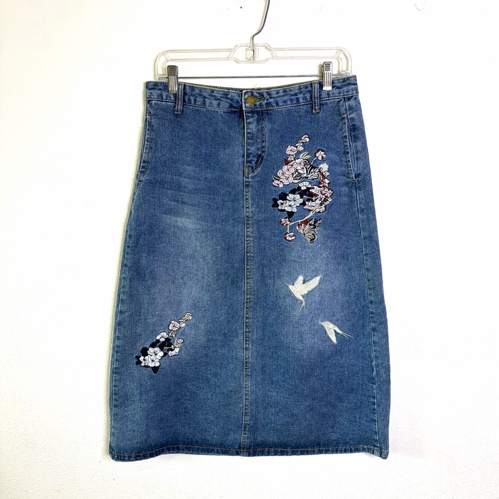 Embroidered Denim Skirt floral birds midi Jean a line sz 30 boho coastal cowgirl